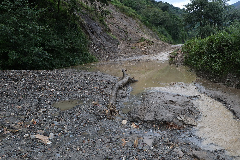 ट्रयाक खुलेको आठ वर्षसम्म पनि भएन स्तरोन्नति