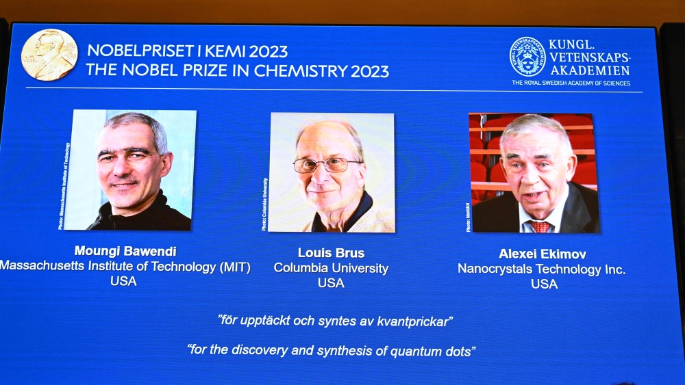 3 scientists win Nobel Prize in chemistry for their work on tiny quantum dots