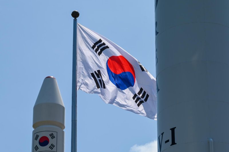 South Korea plans to launch its 1st military spy satellite on Nov. 30