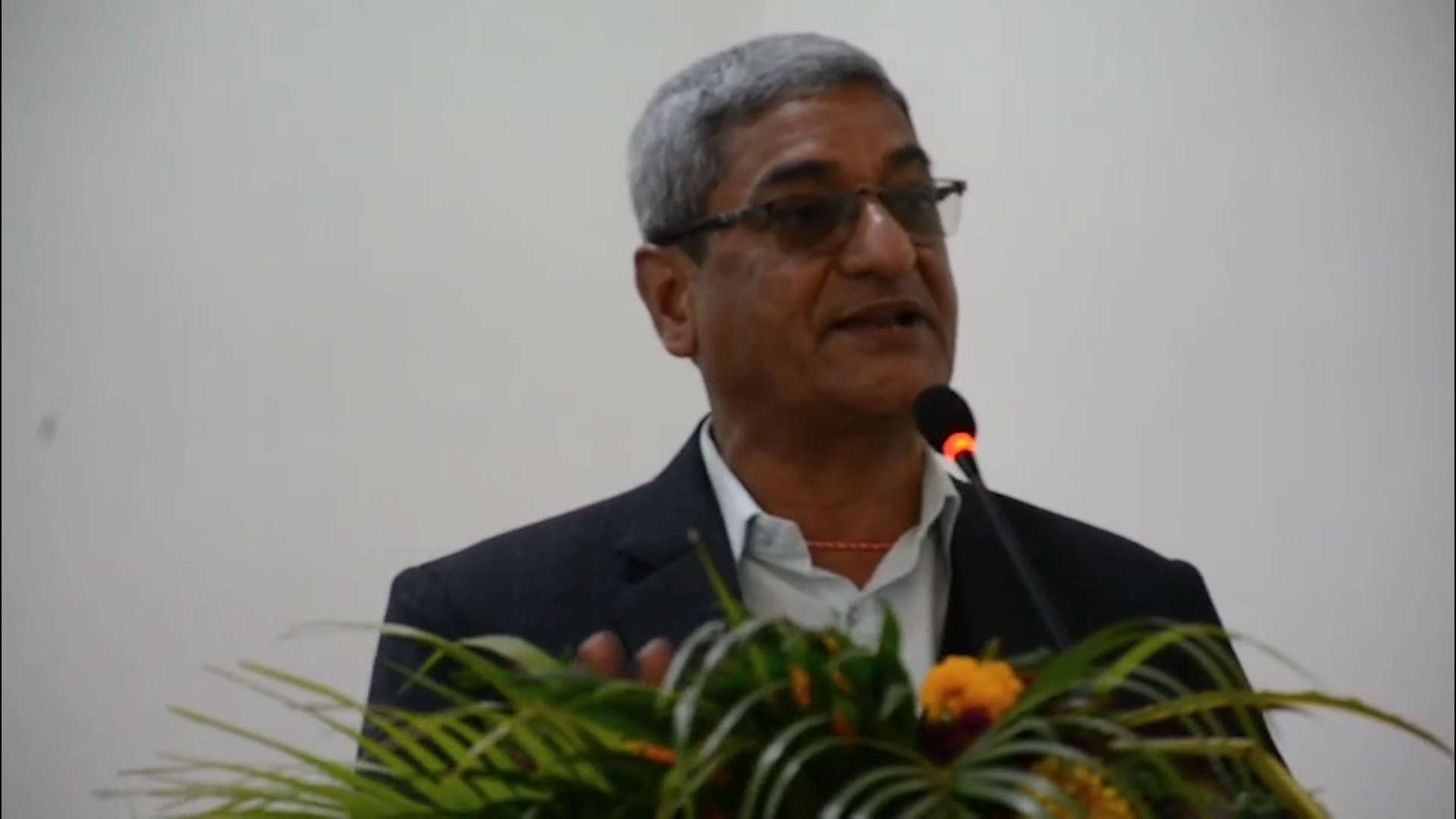अपराध गर्ने जोसुकैलाई पनि कानूनको दायराभित्र ल्याउने गृहमन्त्री रमेश लेखकको उद्घोष