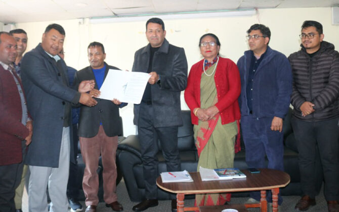 ७४० प्रतिशत सम्म कर बढाएको भन्दै गोकर्णेश्वर नगरपालिकामा रहेका निजि शैक्षिक संस्था आन्दोलनमा